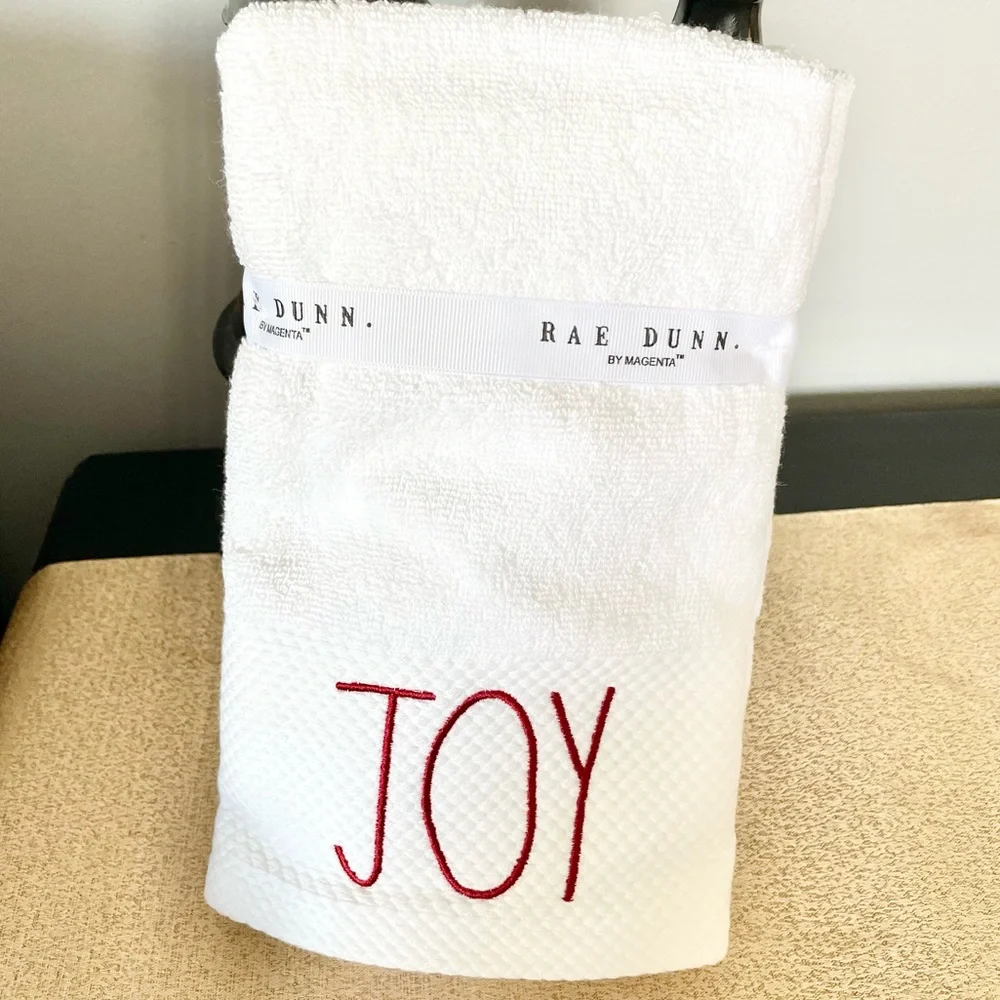 🆕Rae Dunn SET OF 2 JOY Bathroom Hand Towels
